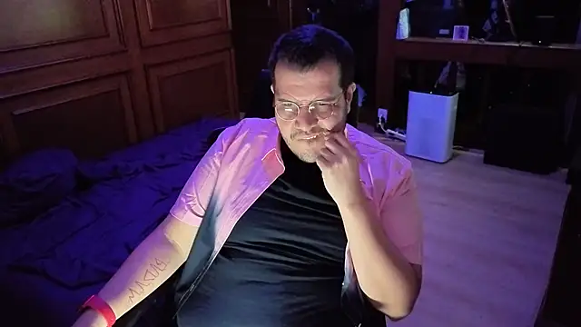 Snapshot of bearcloudcomputa chatting on 18, 2, 2026 bearcloudcomputa online show from 18, 2, 2026