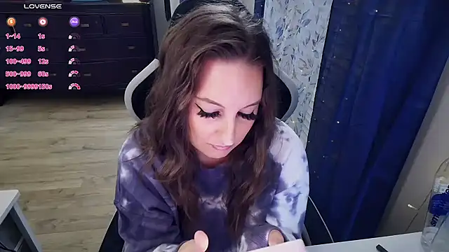 Snapshot of Brooklyn_Bee chatting on 17, 1, 2026 Brooklyn Bee online show from 17, 1, 2026