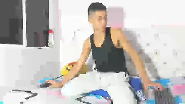 yoi hot online show from 24, 1, 2025