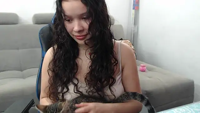 Snapshot of Yeimi360 chatting on 17, 2, 2026 Yeimi360 online show from 17, 2, 2026