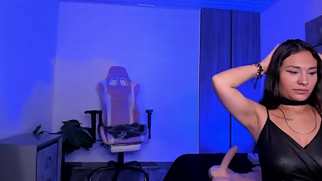 BRITHANY SPARK online show from 8, 2, 2025