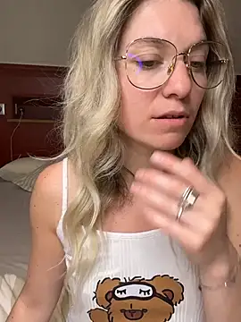 carlaaa online show from 29, 4, 2026