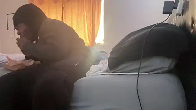 Snapshot of tokenkingtn chatting on 21, 11, 2025 tokenkingtn online show from 21, 11, 2025