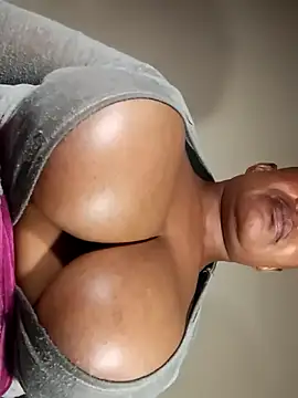 boobassymom online show from 12, 9, 2025