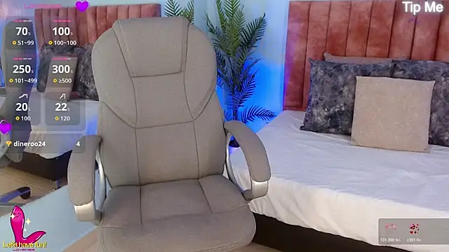 Snapshot of violeta_leon chatting on 10, 3, 2026 violeta leon online show from 10, 3, 2026