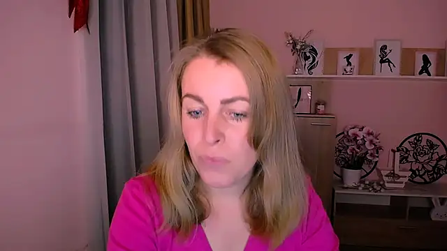 Snapshot of Hot_Milady chatting on 6, 12, 2024 Hot Milady online show from 6, 12, 2024