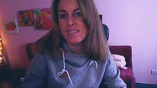 Snapshot of Hot_Milady chatting on 10, 2, 2025 Hot Milady online show from 10, 2, 2025