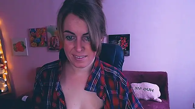 Snapshot of Hot_Milady chatting on 12, 2, 2025 Hot Milady online show from 12, 2, 2025