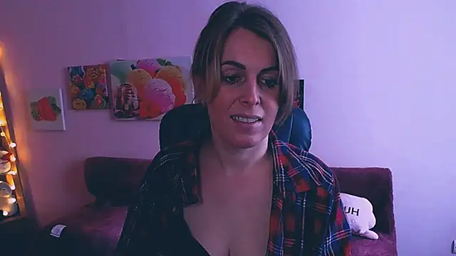 Snapshot of Hot_Milady chatting on 13, 2, 2025 Hot Milady online show from 13, 2, 2025