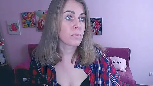 Snapshot of Hot_Milady chatting on 3, 3, 2025 Hot Milady online show from 3, 3, 2025