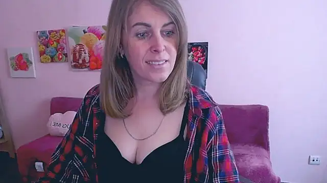 Snapshot of Hot_Milady chatting on 18, 3, 2025 Hot Milady online show from 18, 3, 2025