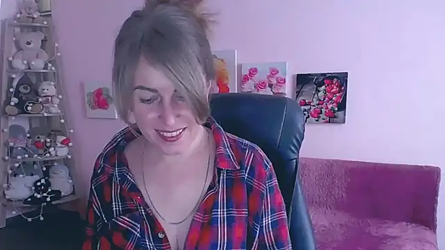 Snapshot of Hot_Milady chatting on 21, 3, 2025 Hot Milady online show from 21, 3, 2025