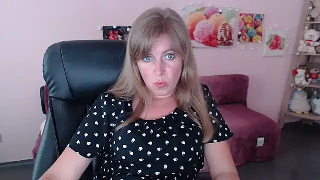 Snapshot of Hot_Milady chatting on 8, 6, 2026 Hot Milady online show from 8, 6, 2026