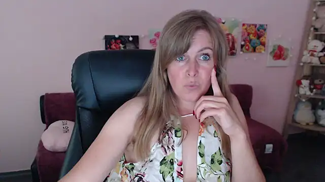 Snapshot of Hot_Milady chatting on 18, 6, 2026 Hot Milady online show from 18, 6, 2026