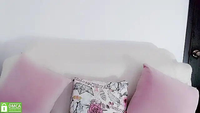 Snapshot of mariana_katto chatting on 21, 1, 2025 mariana katto online show from 21, 1, 2025