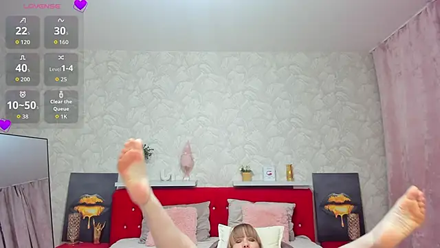 KattyPeachX online show from 7, 10, 2025