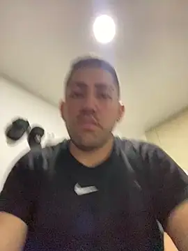 JuanZapata33 online show from 19, 2, 2025