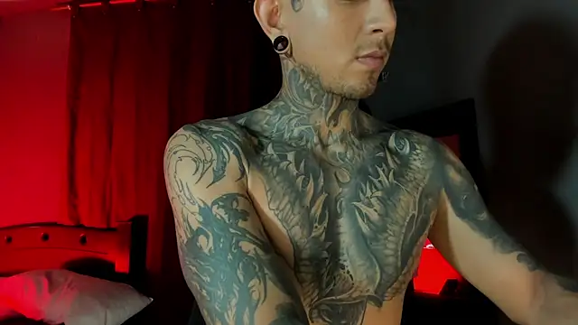 Snapshot of Travistanner_28 chatting on 25, 3, 2026 Travistanner 28 online show from 25, 3, 2026