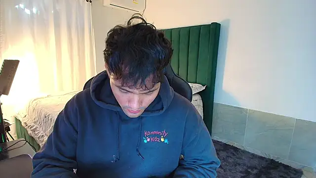 man dur07 online show from 20, 12, 2025