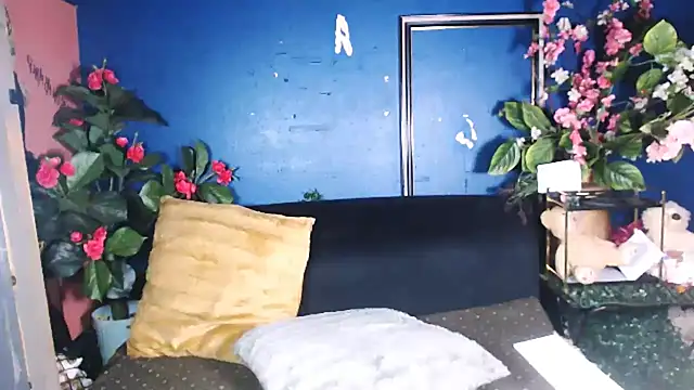 Littleindianmilf online show from 11, 3, 2026