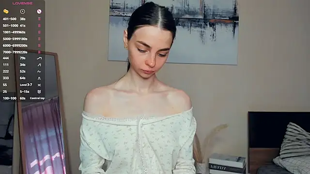 MaryJacksoon online show from 7, 8, 2026