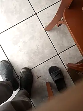 Snapshot of 1995eduardo chatting on 6, 11, 2025 1995eduardo online show from 6, 11, 2025