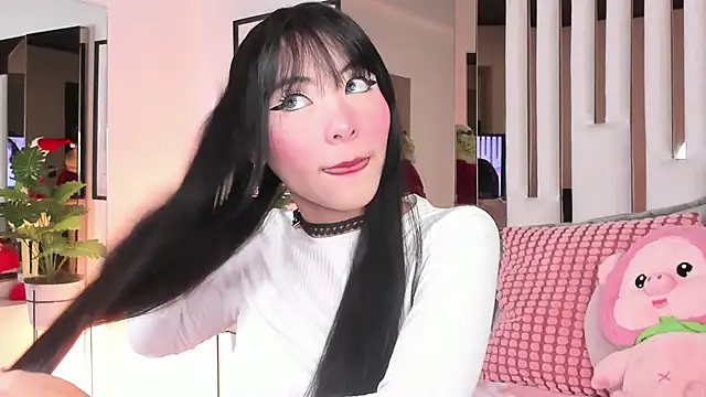 Kitty Eliffe online show from 3, 12, 2025