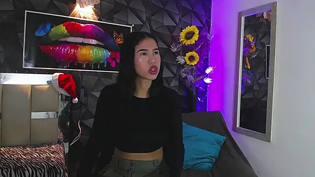 ava jhonsson online show from 13, 12, 2024