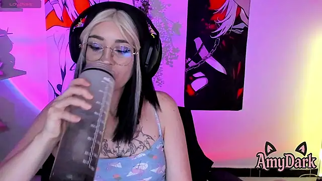  AmyDark online show from 4, 5, 2026
