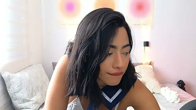 Snapshot of AlessaPears chatting on 22, 10, 2025 AlessaPears online show from 22, 10, 2025