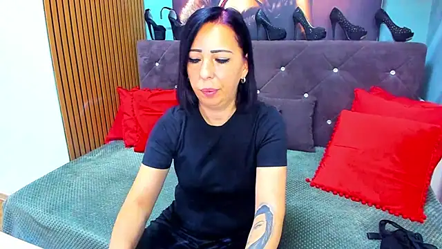 LauraSin online show from 16, 7, 2026