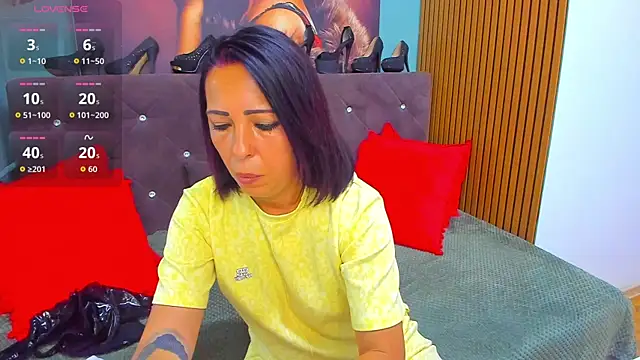 LauraSin online show from 6, 8, 2026