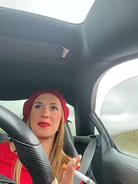 lola tentatiion online show from 28, 1, 2025