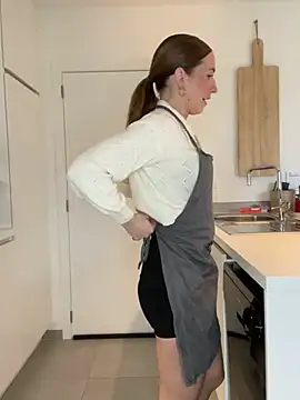 lola tentatiion online show from 7, 2, 2025