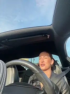 lola tentatiion online show from 8, 2, 2025