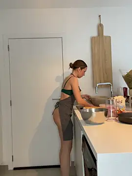 lola tentatiion online show from 4, 3, 2025