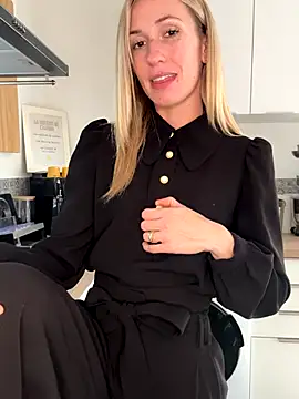 lola tentatiion online show from 12, 10, 2025