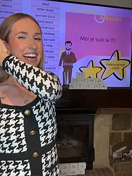 lola tentatiion online show from 14, 12, 2025