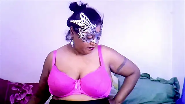Mysterylady143 online show from 9, 7, 2026