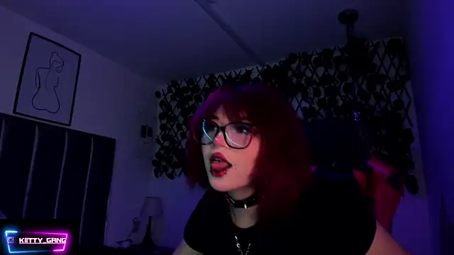 Snapshot of Kitty_Gang chatting on 16, 10, 2025 Kitty Gang online show from 16, 10, 2025