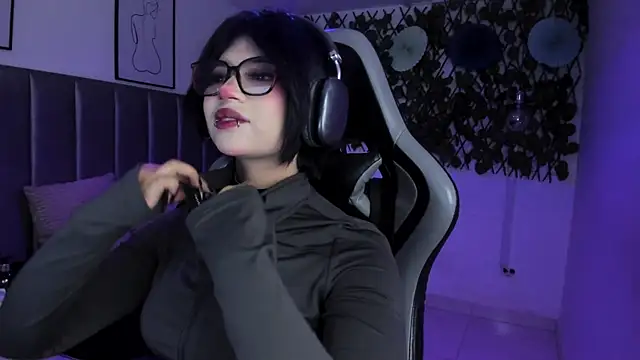 Kitty Gang online show from 9, 7, 2026