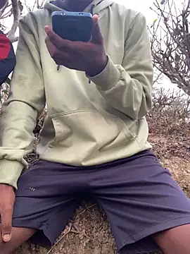 Snapshot of ShroveRising chatting on 28, 1, 2025 ShroveRising online show from 28, 1, 2025