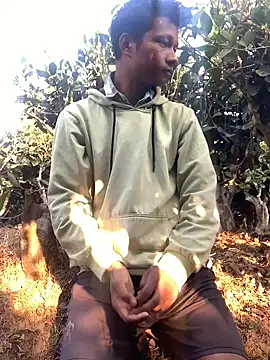 Snapshot of ShroveRising chatting on 7, 1, 2026 ShroveRising online show from 7, 1, 2026