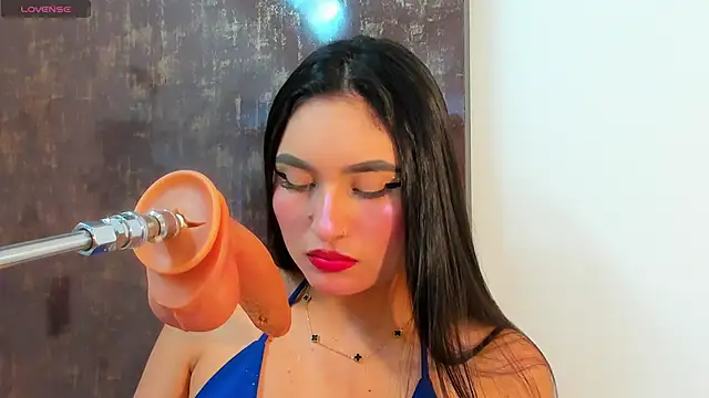 dazhia lee online show from 14, 9, 2025