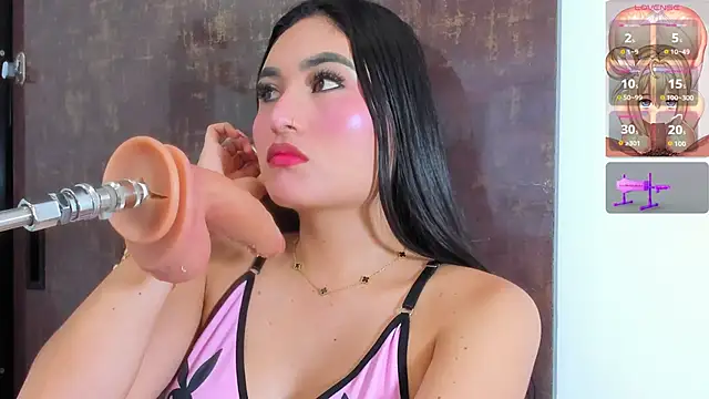 dazhia lee online show from 28, 10, 2025