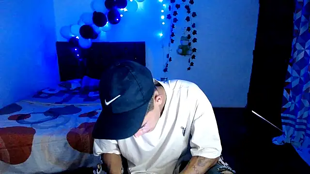 freddy romas online show from 25, 11, 2025