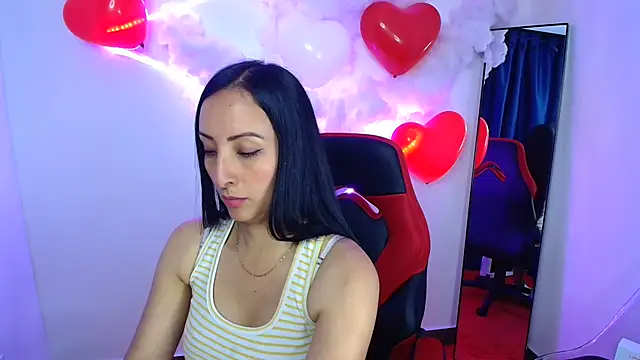 yaralyminjo2 online show from 12, 2, 2025