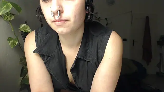 kinkyspirali online show from 13, 12, 2025