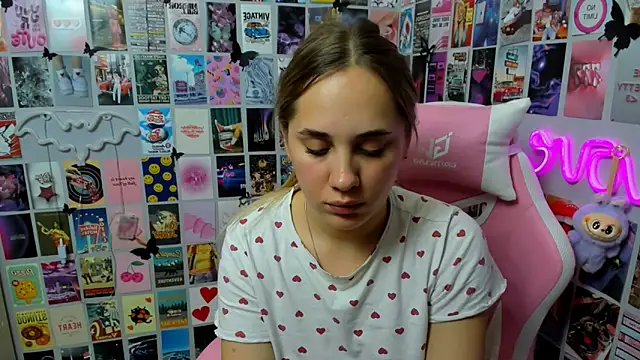 MiaMilas online show from 18, 10, 2025