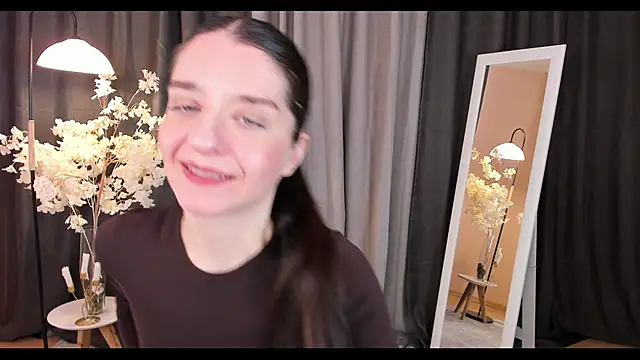 helentasty online show from 1, 3, 2025